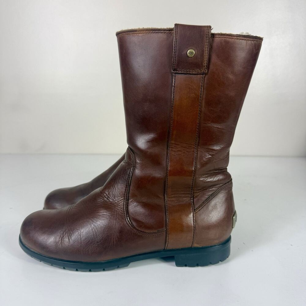 UGG Burroughs Chestnut Water Resistant Shearling Boot US 6